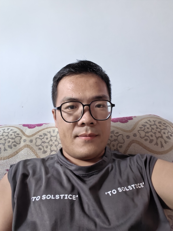 卫TF的第二张照片--海南王婆说媒