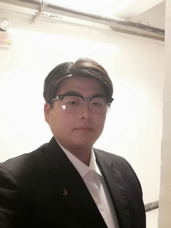 孤独一人的第一张照片--海南王婆说媒